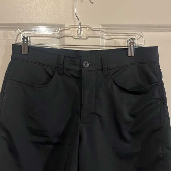 Men’s Under Armour Golf Shorts - Size 30 - Picture 6 of 8